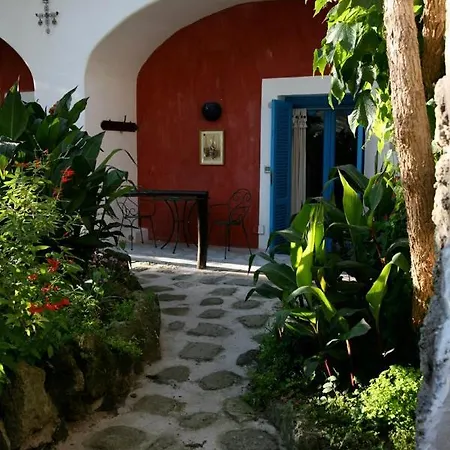 Dimora Coloniale Alojamento de Acomodação e Pequeno-almoço Forio di Ischia