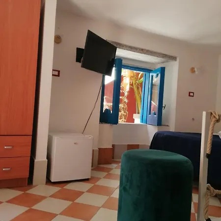 Alojamento de Acomodação e Pequeno-almoço Dimora Coloniale